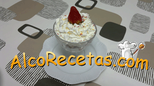 copa-de-fresas-con-nata.gif