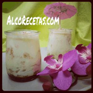 Vasitos de tarta de piña